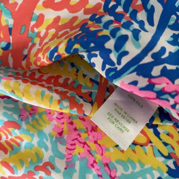 Lilly Pulitzer Elsa Silk Popover Electric Feel Print Blouse XS | Resort Chic - Picture 7 of 7